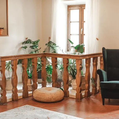 Sentire - Vegetarian Tuscan & Villa Viciomaggio