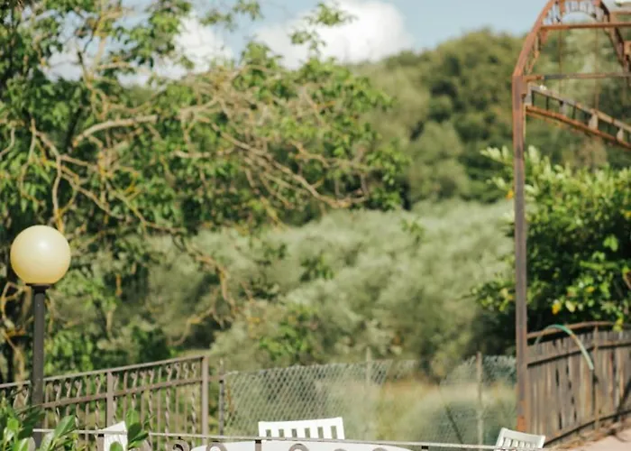 Villa Sentire - Vegetarian Tuscan & Viciomaggio