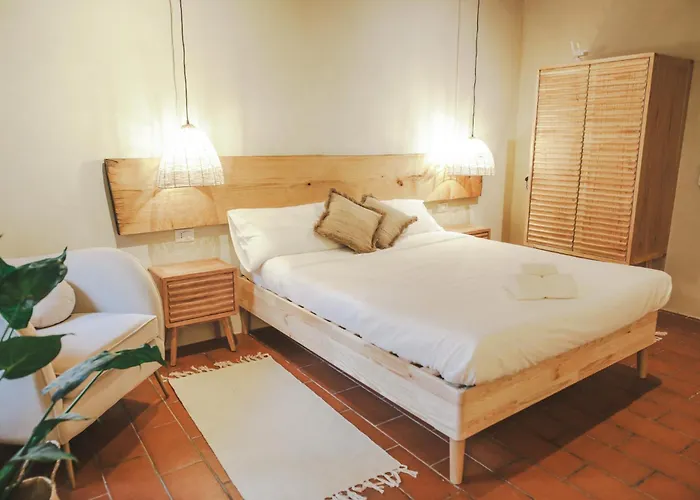 Sentire - Vegetarian Tuscan & Villa